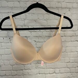Pink Victoria's Secret Wear Everywhere T-Shirt Lightly Lined Bra Tan
